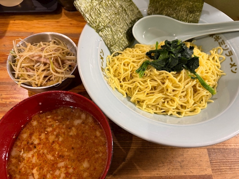 きい