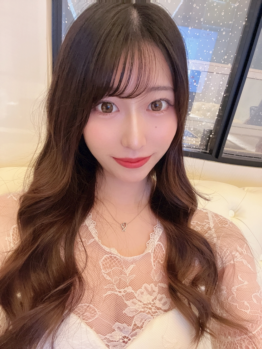 天乃 りさ
