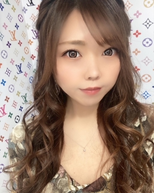 夏樹 あや