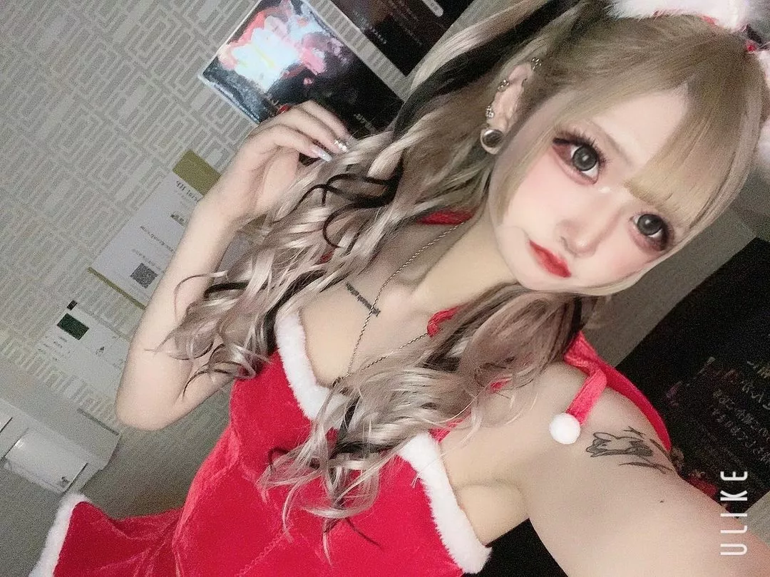 めい