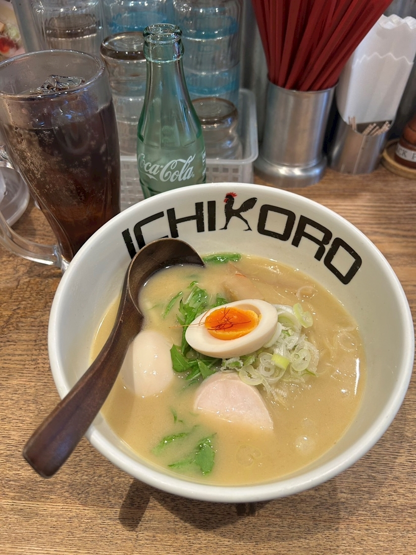 みあ