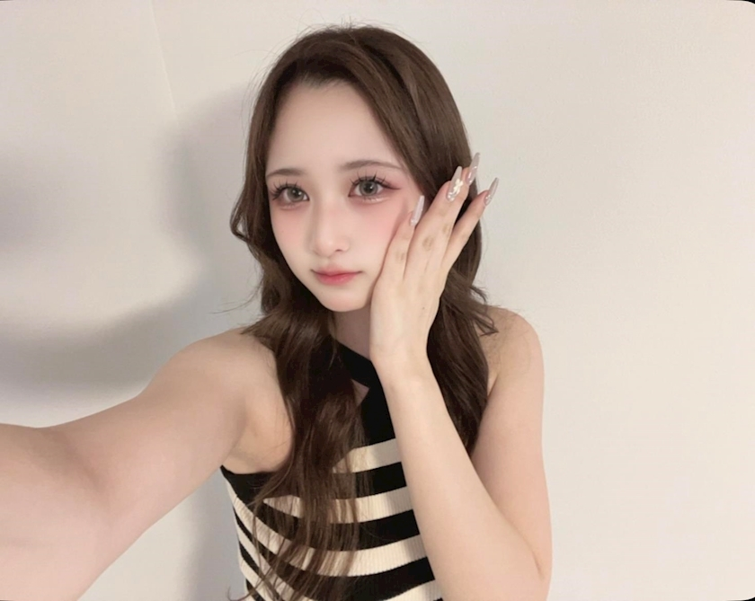 真白 あい