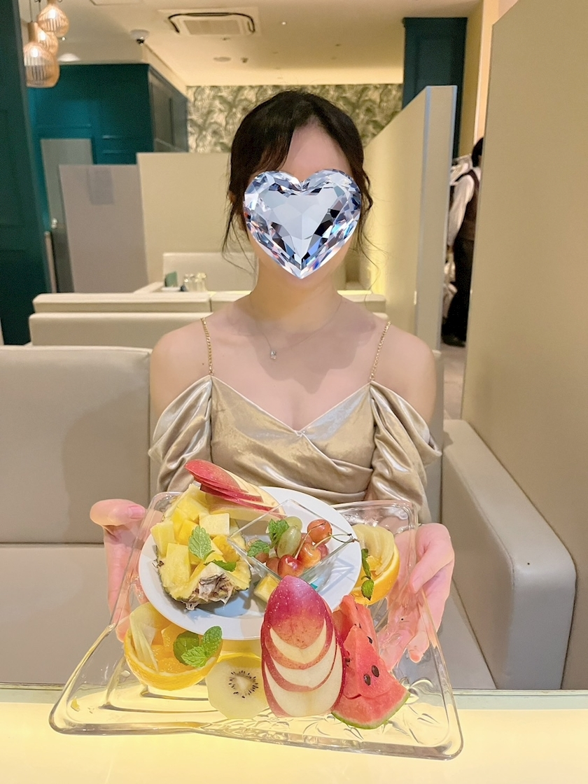 花奈 えり
