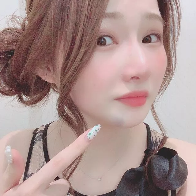 足立 はな
