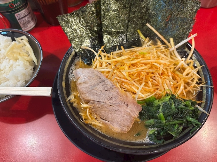 めい