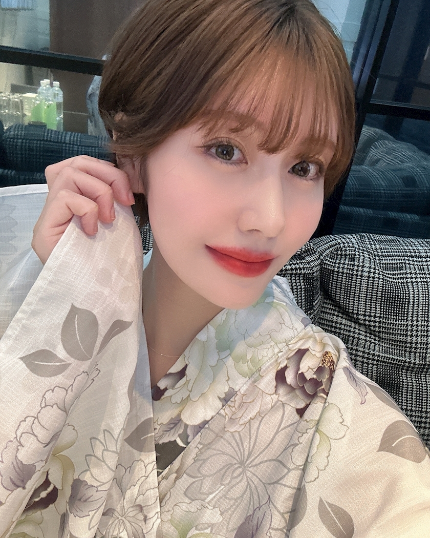 泉 りさ