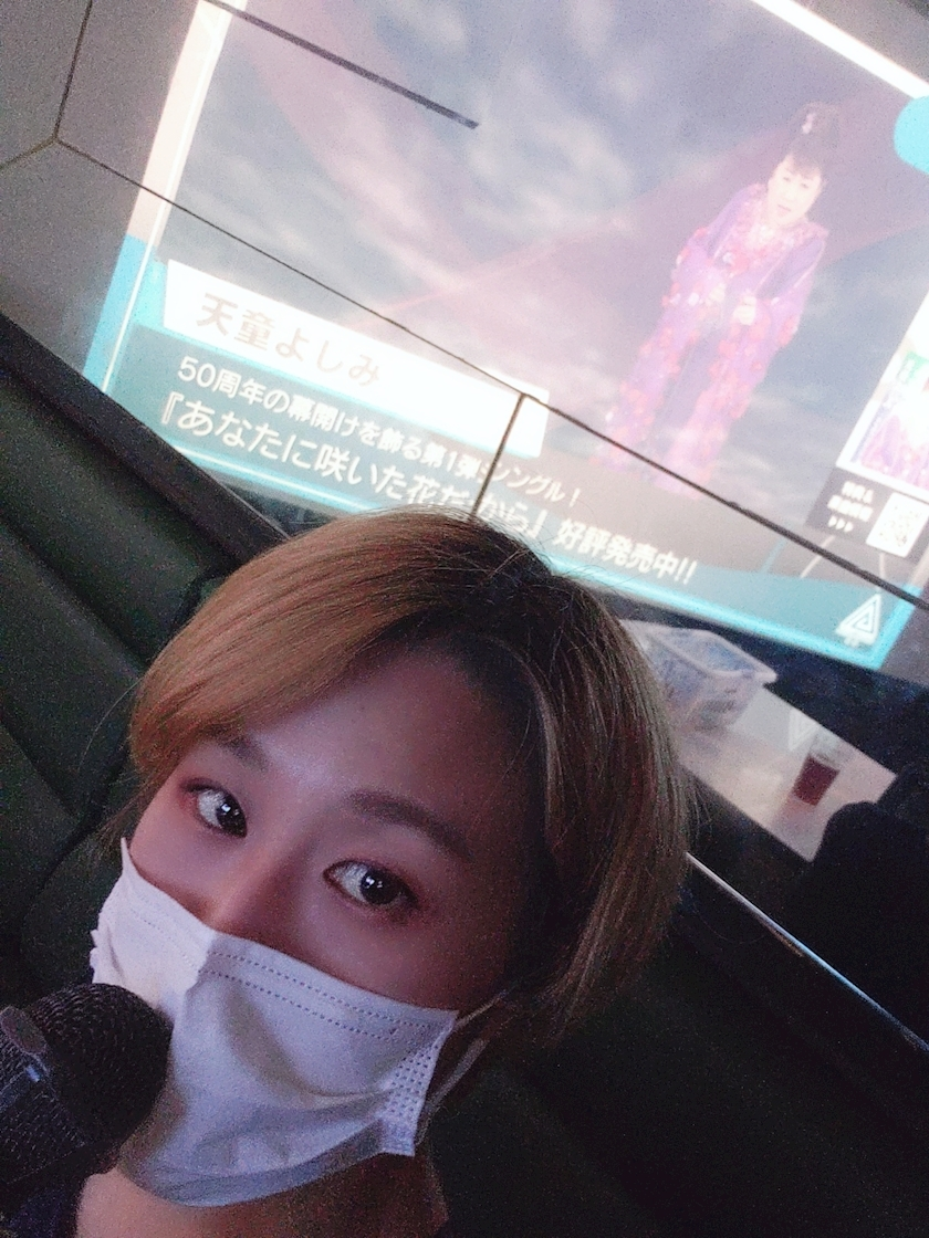 エミ （スタッフ）