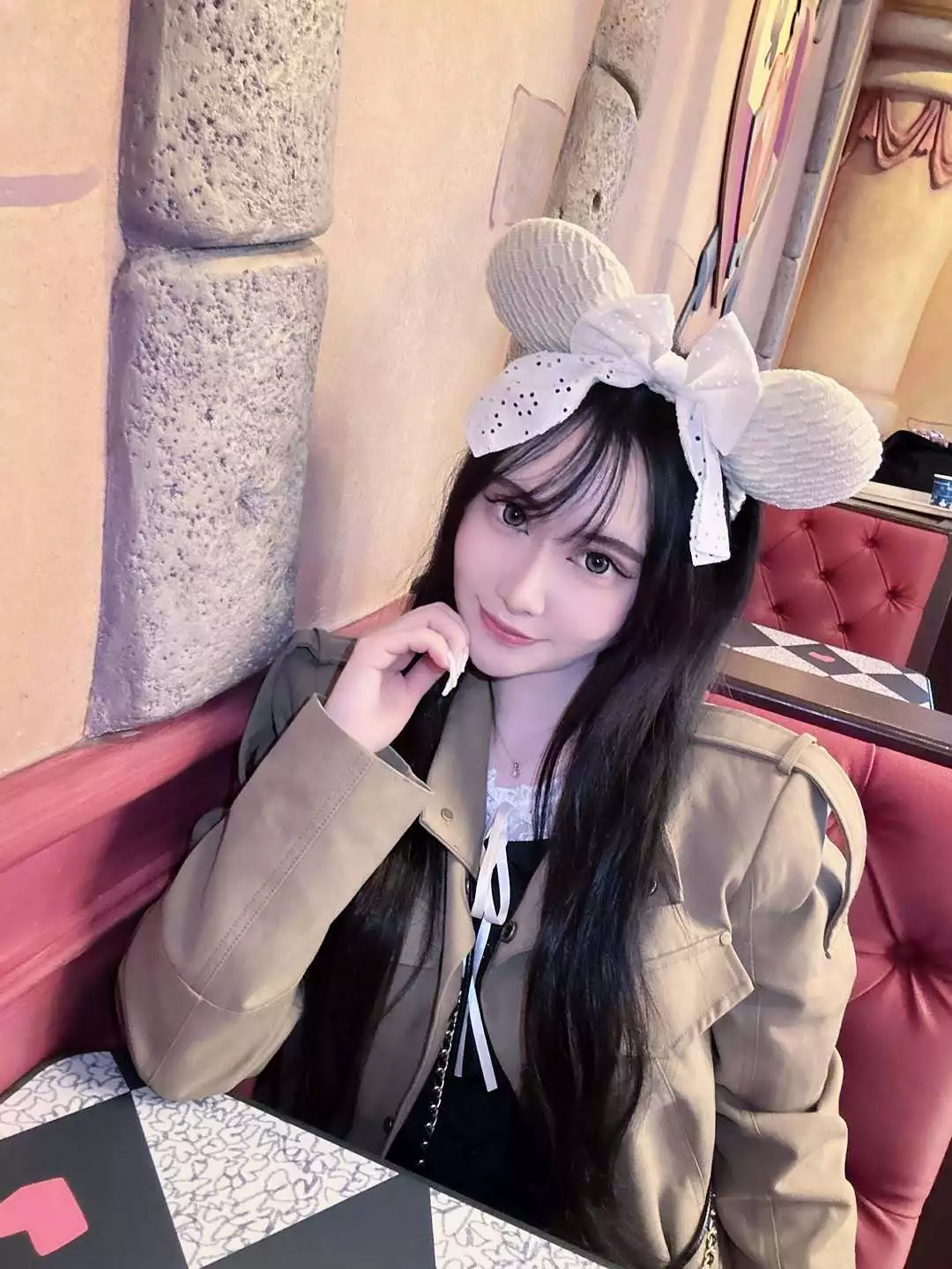 シオン