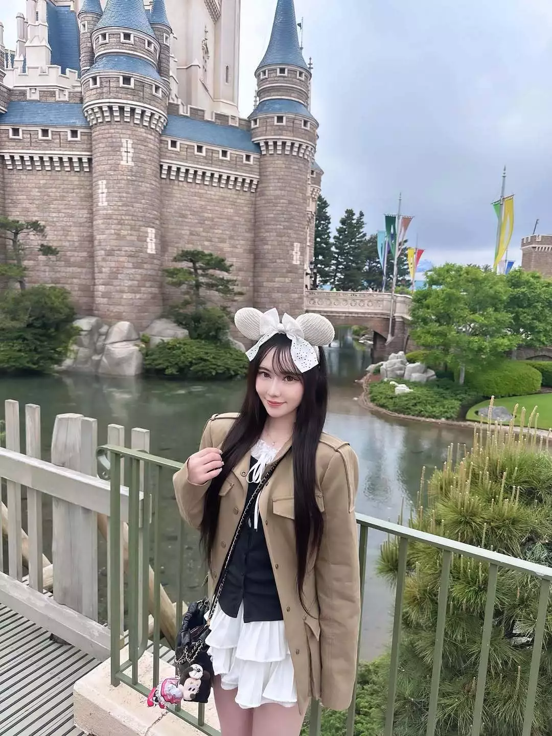 シオン