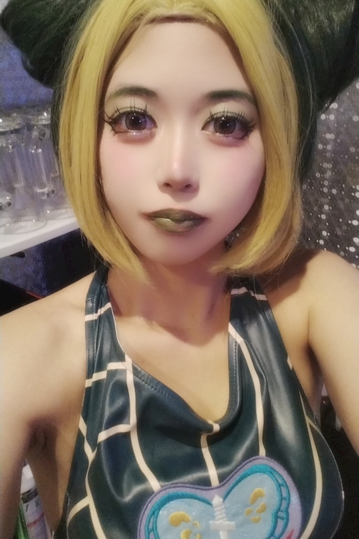 にこ