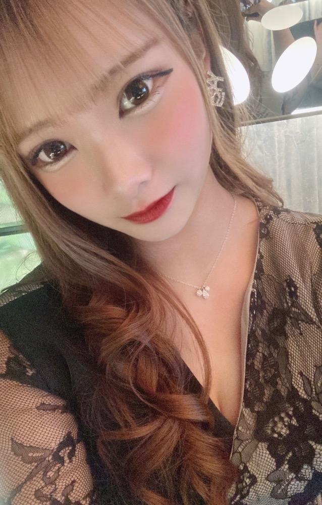 上条 ゆうな