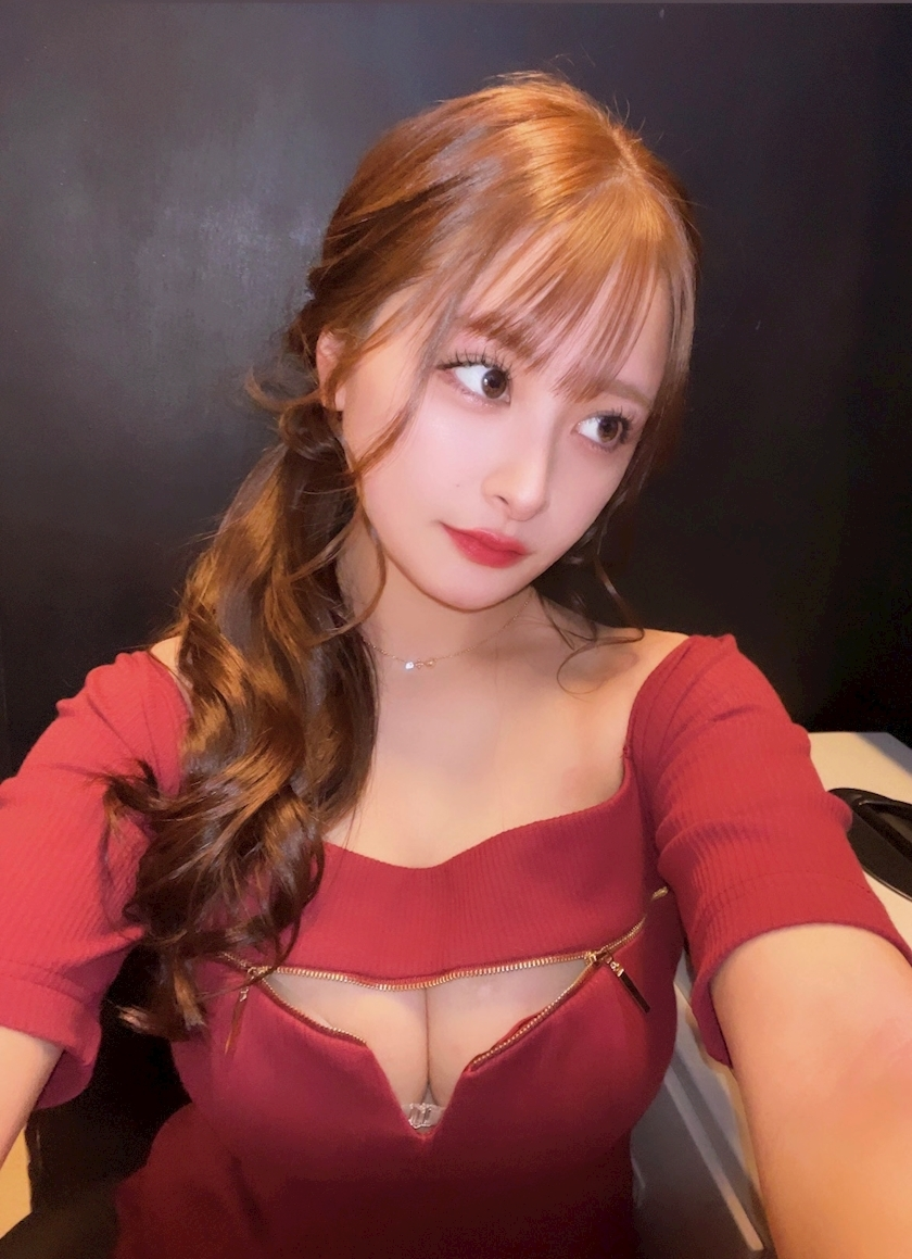 七瀬 なな