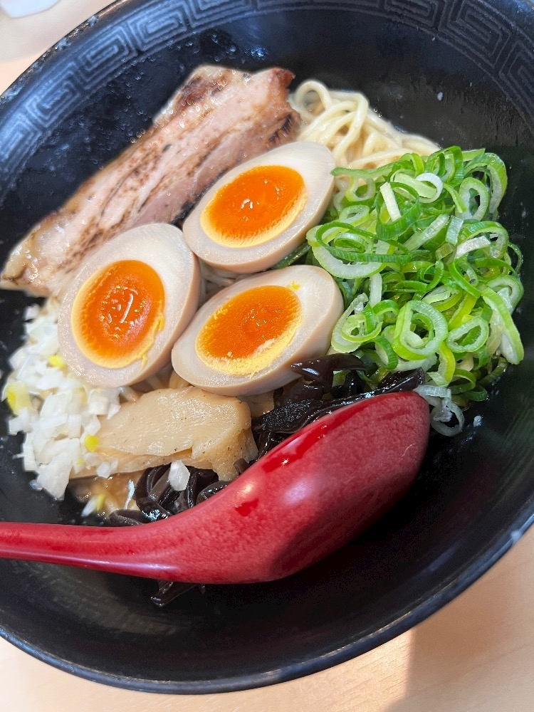 えみ