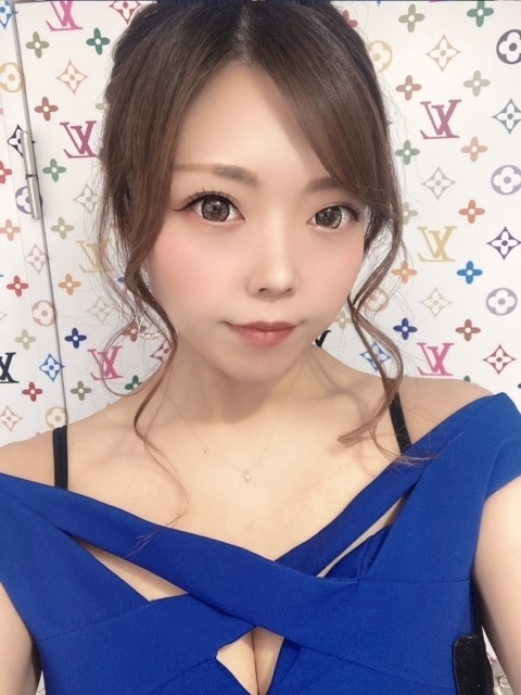夏樹 あや