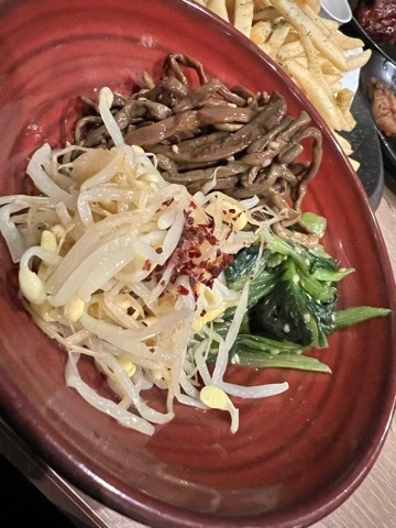まみ