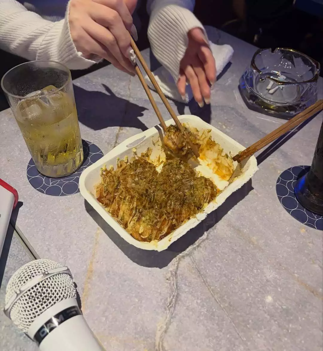 マコト