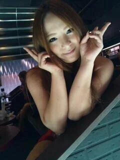 愛羽 仁美