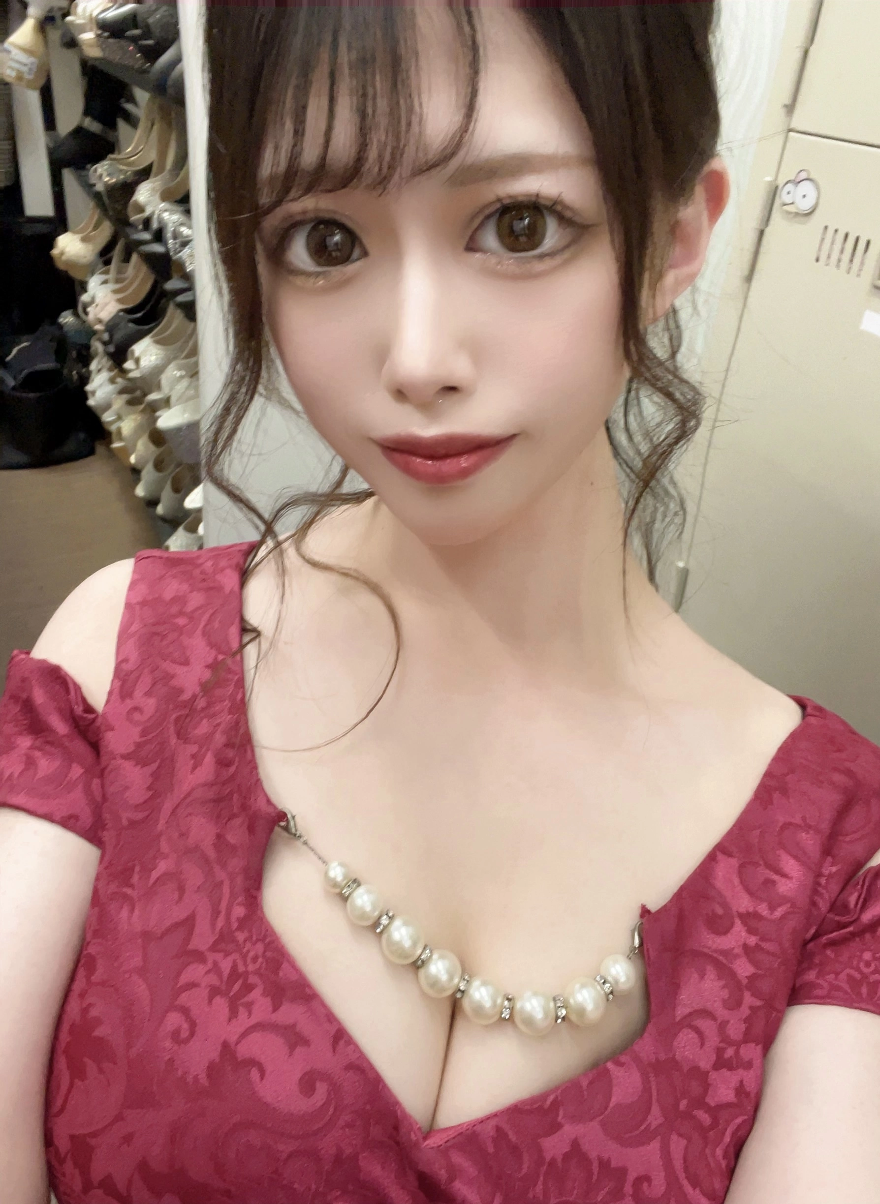 あいな