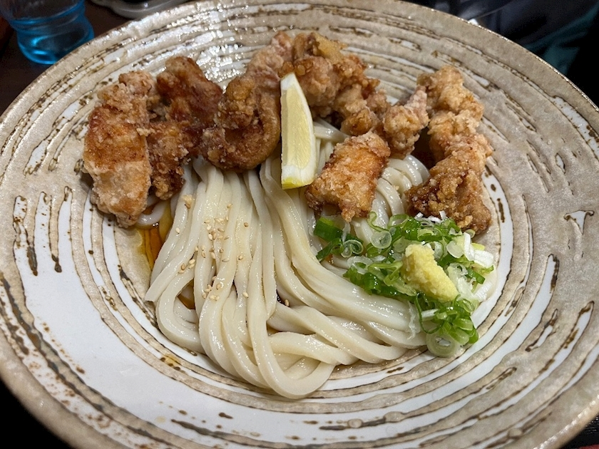 天乃 りさ