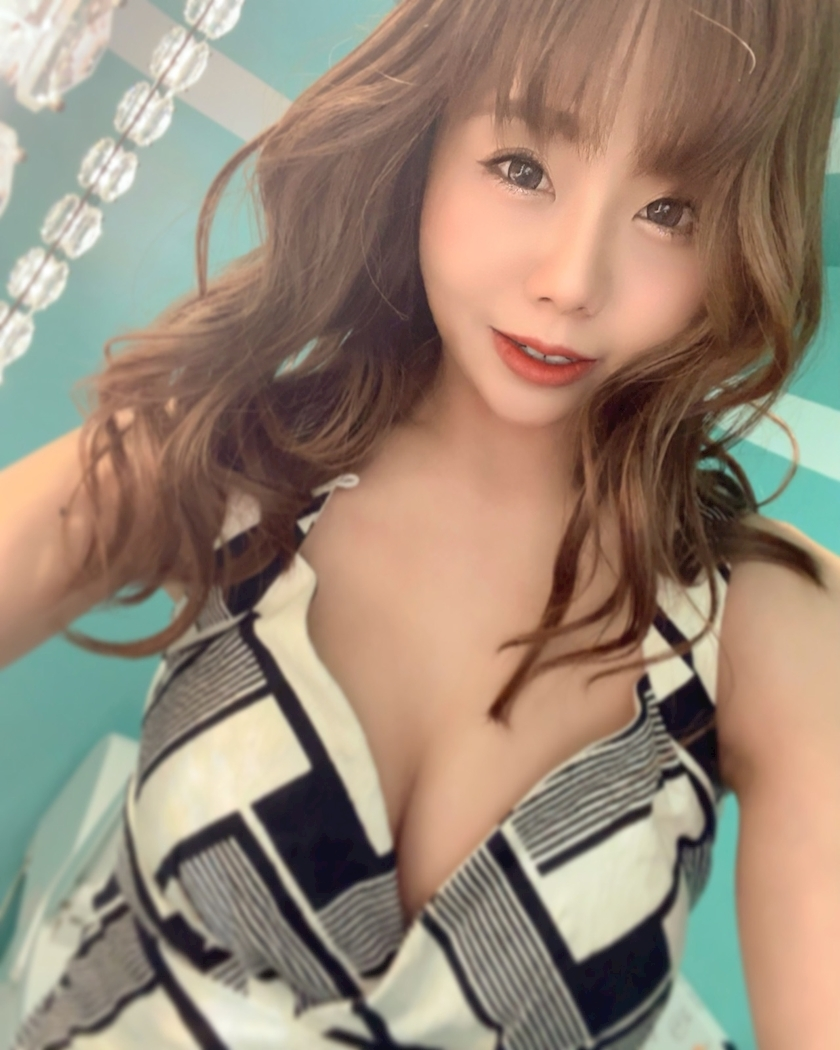 一条 彩由
