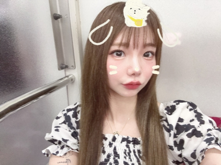 あみな