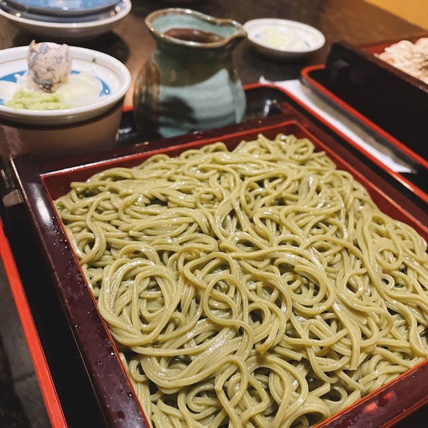 愛羽 仁美