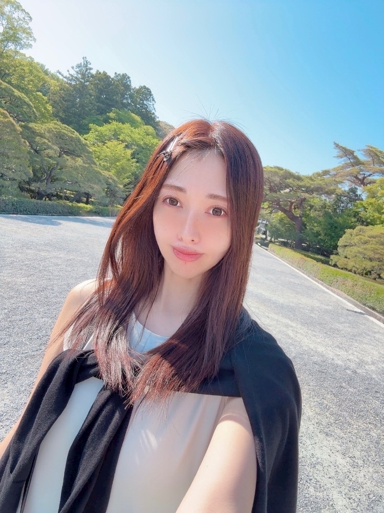 夏目 梨仔