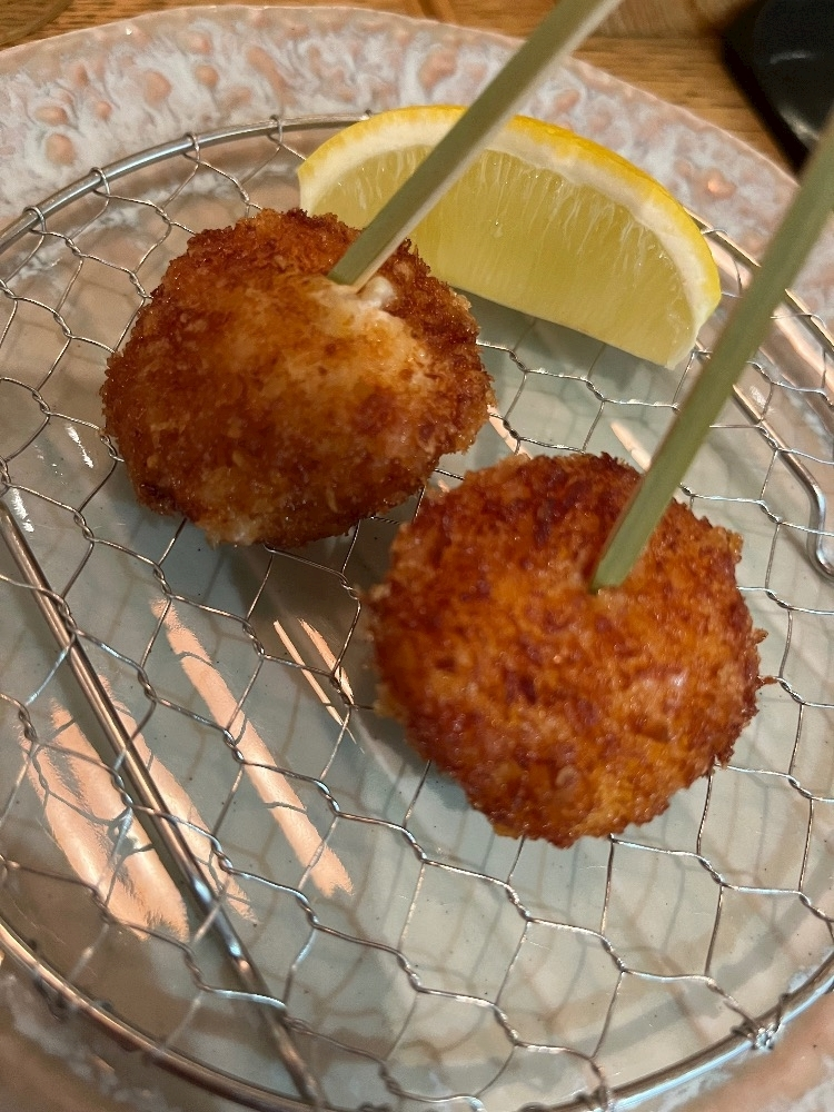 あや