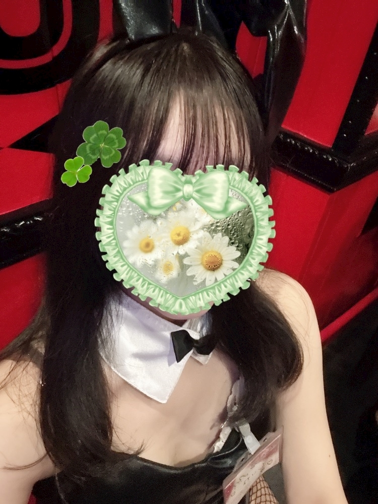 シイナ