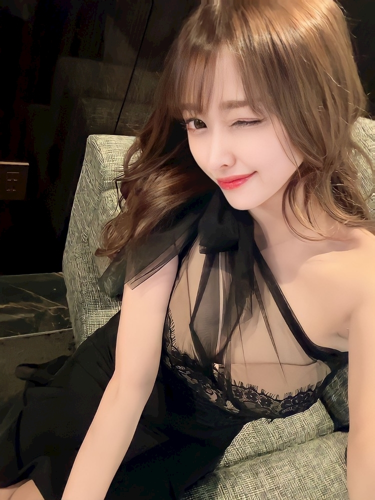 叶 芽依