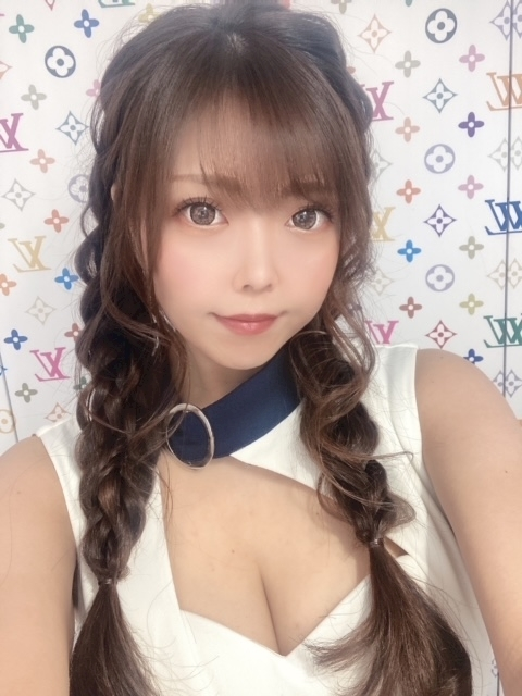 夏樹 あや