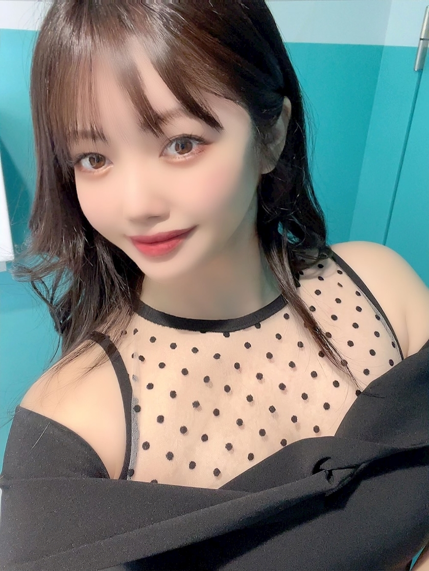 妃 えりな