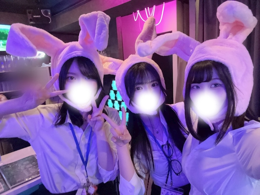 にこ