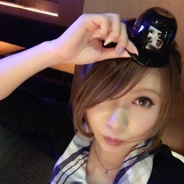 蓮見 リア