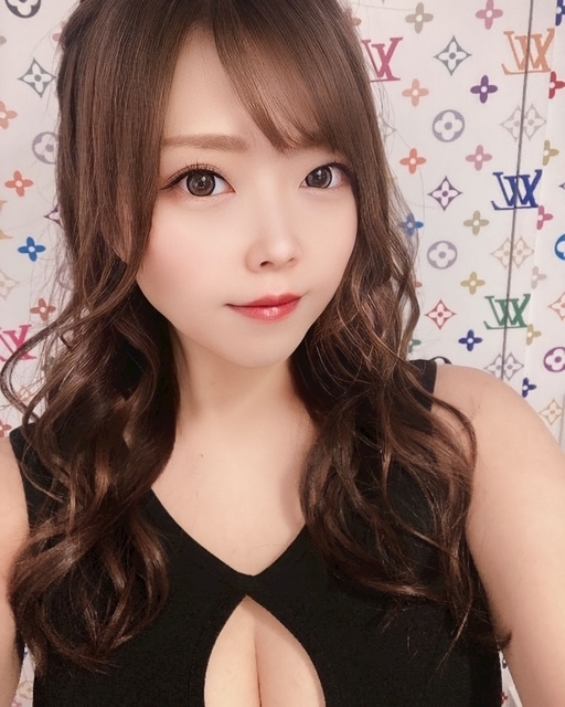 夏樹 あや