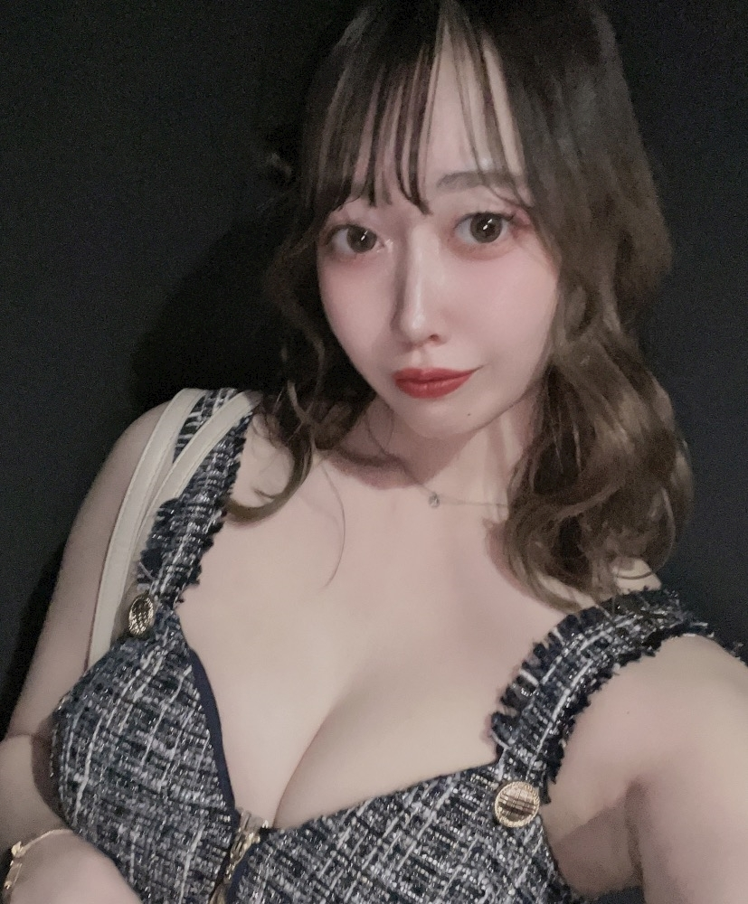 乙川 ゆあ