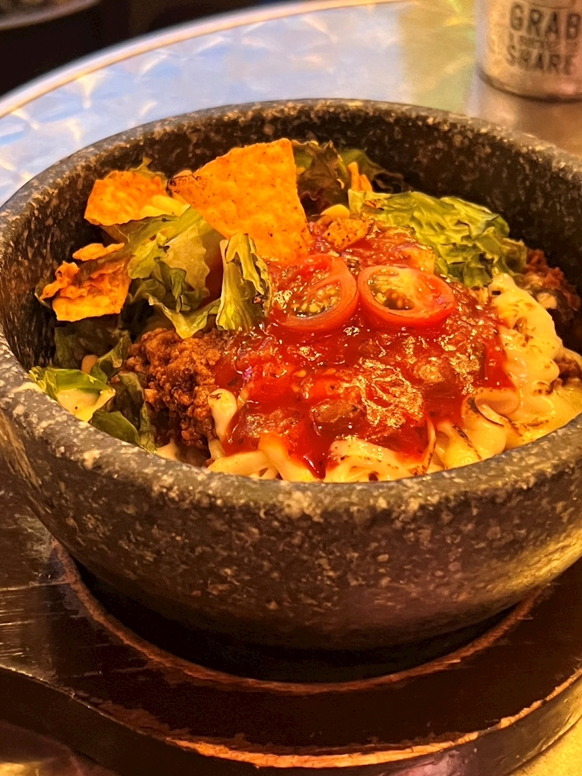 佐野 エマ