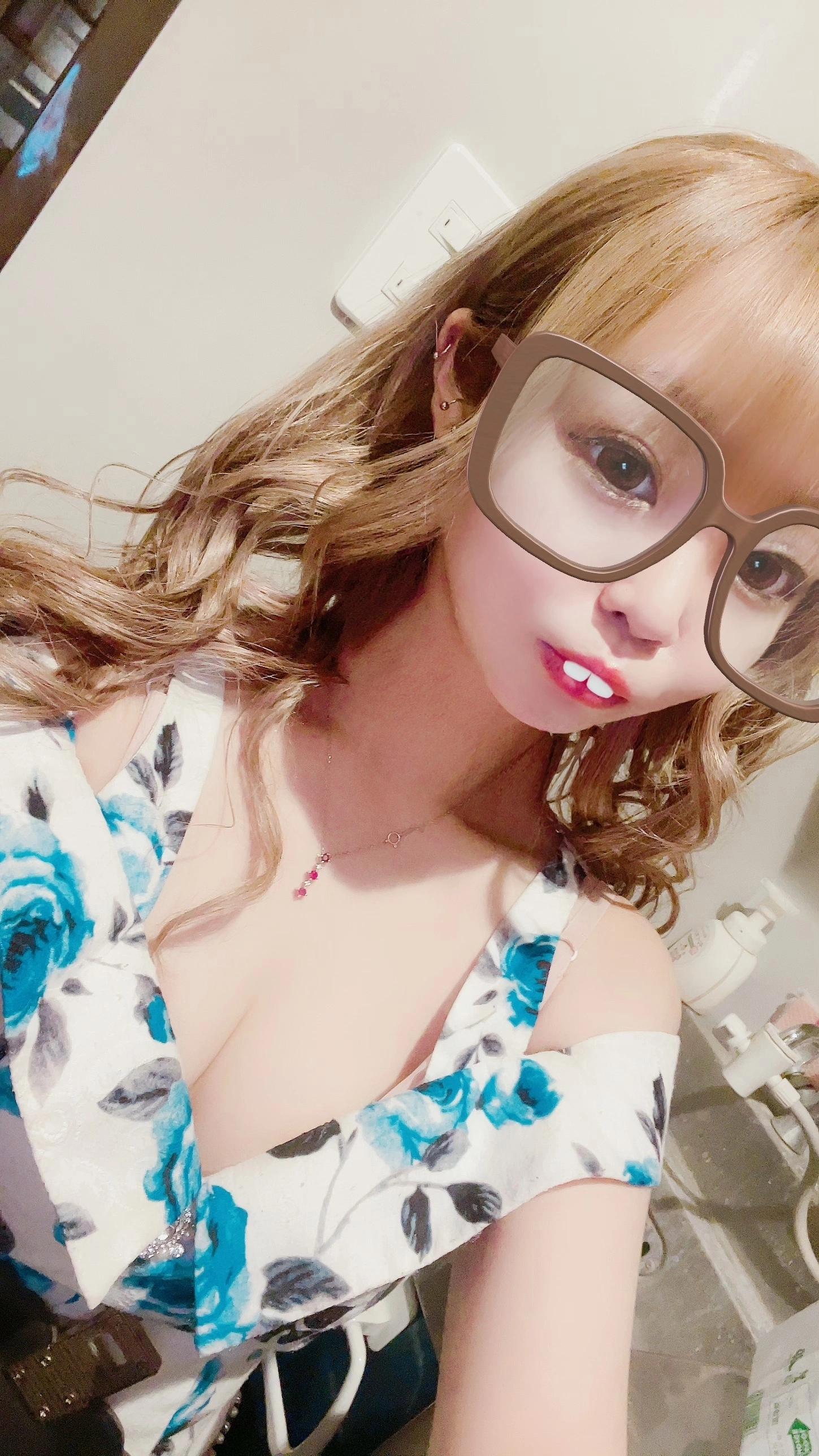 小川 真央