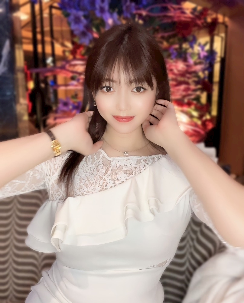 妃 えりな