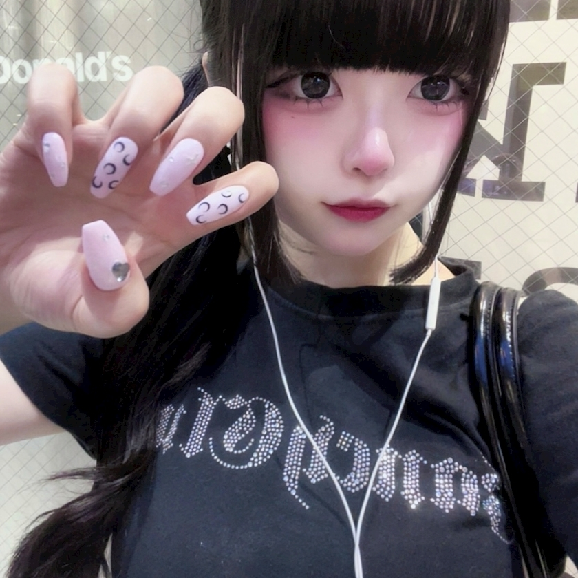 みあ