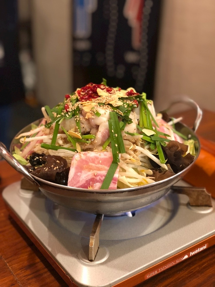 華