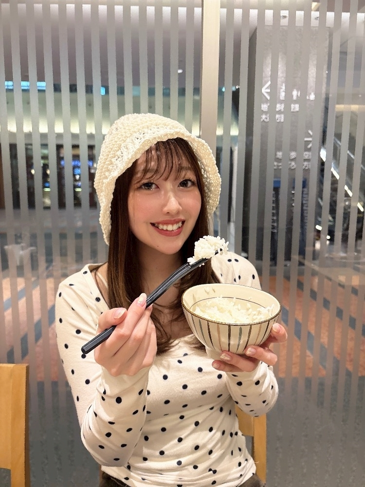乙川 ゆあ