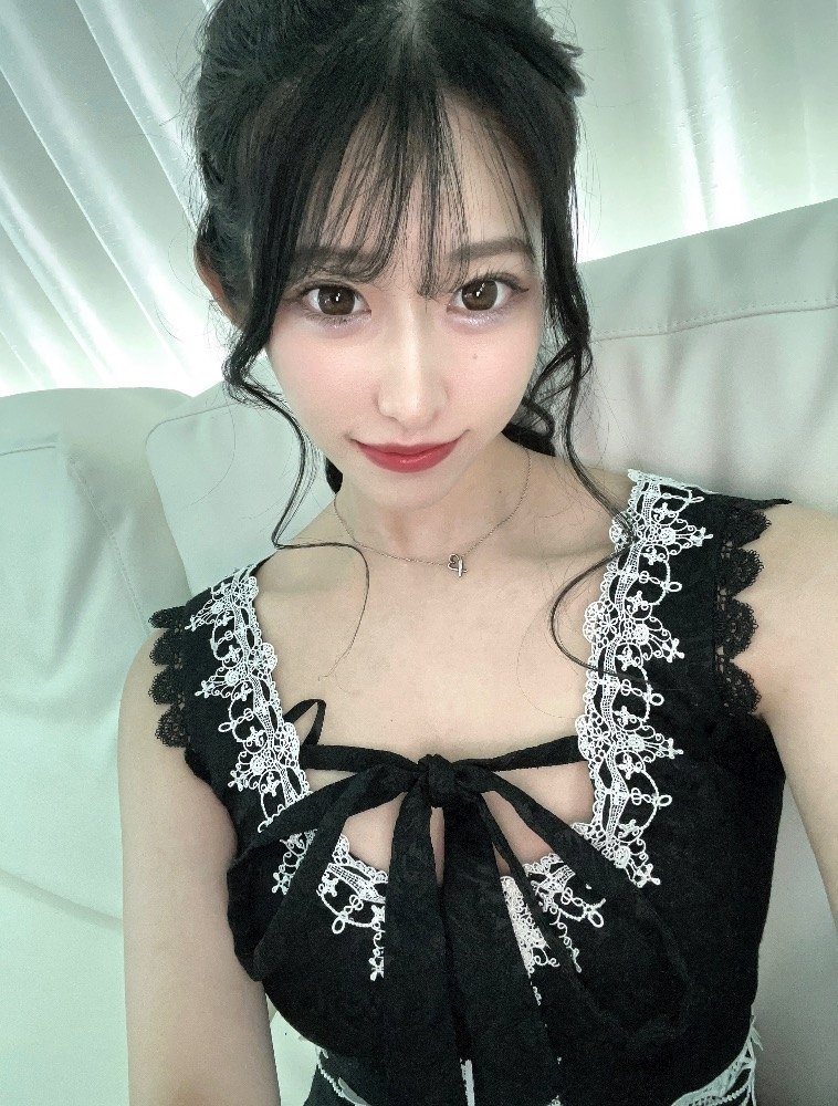 天乃 りさ