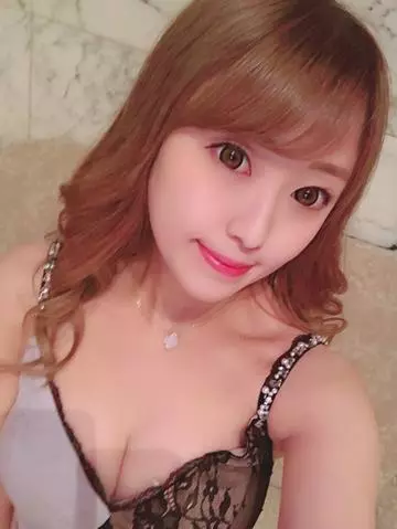 紫月 あやか