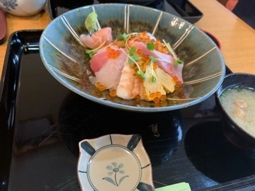 みさ
