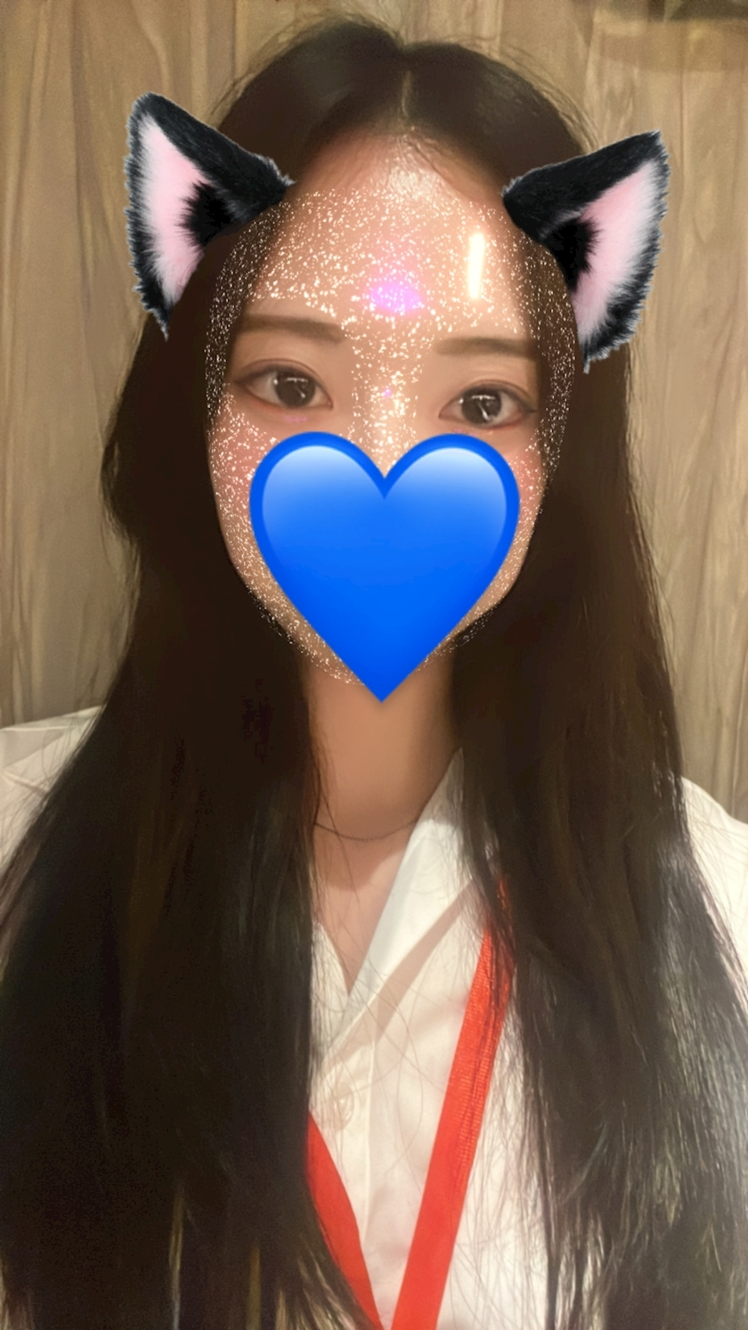 みな