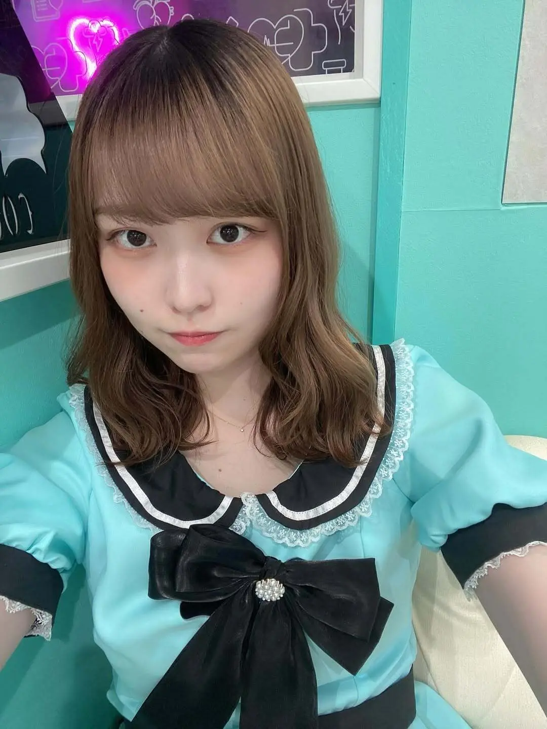 にこ