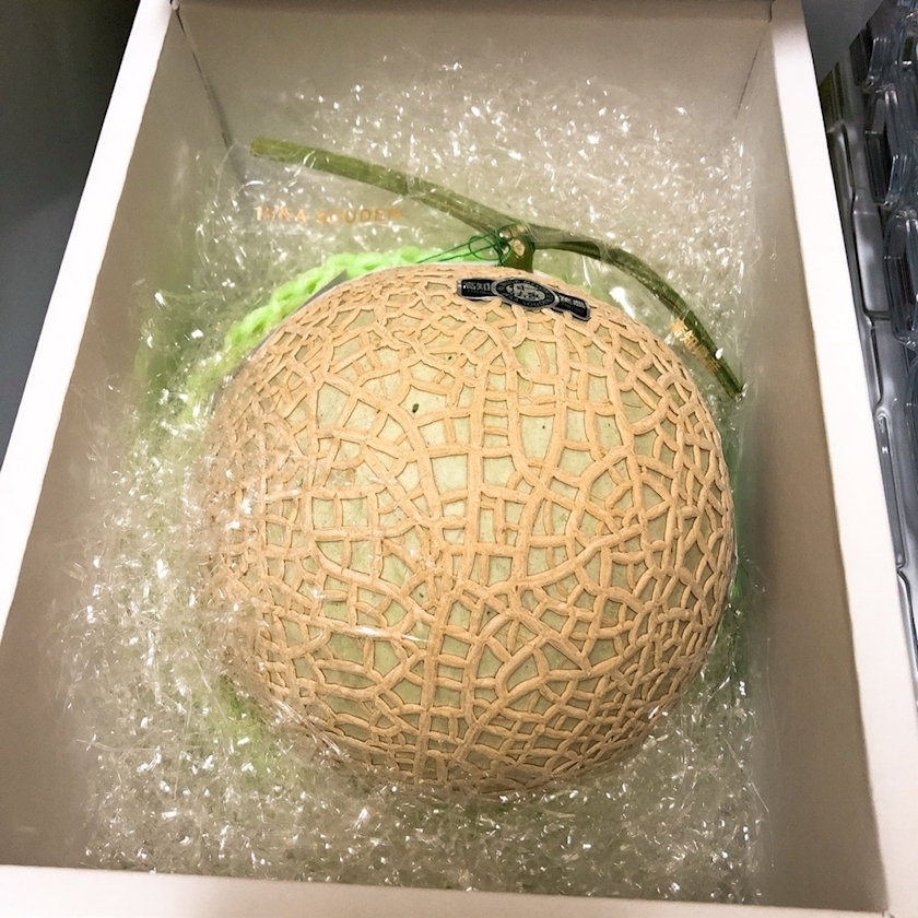 愛羽 仁美