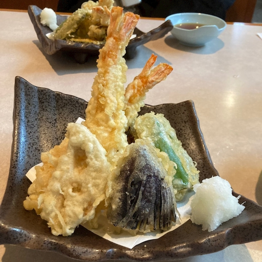 みさ