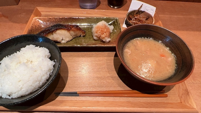 みさと
